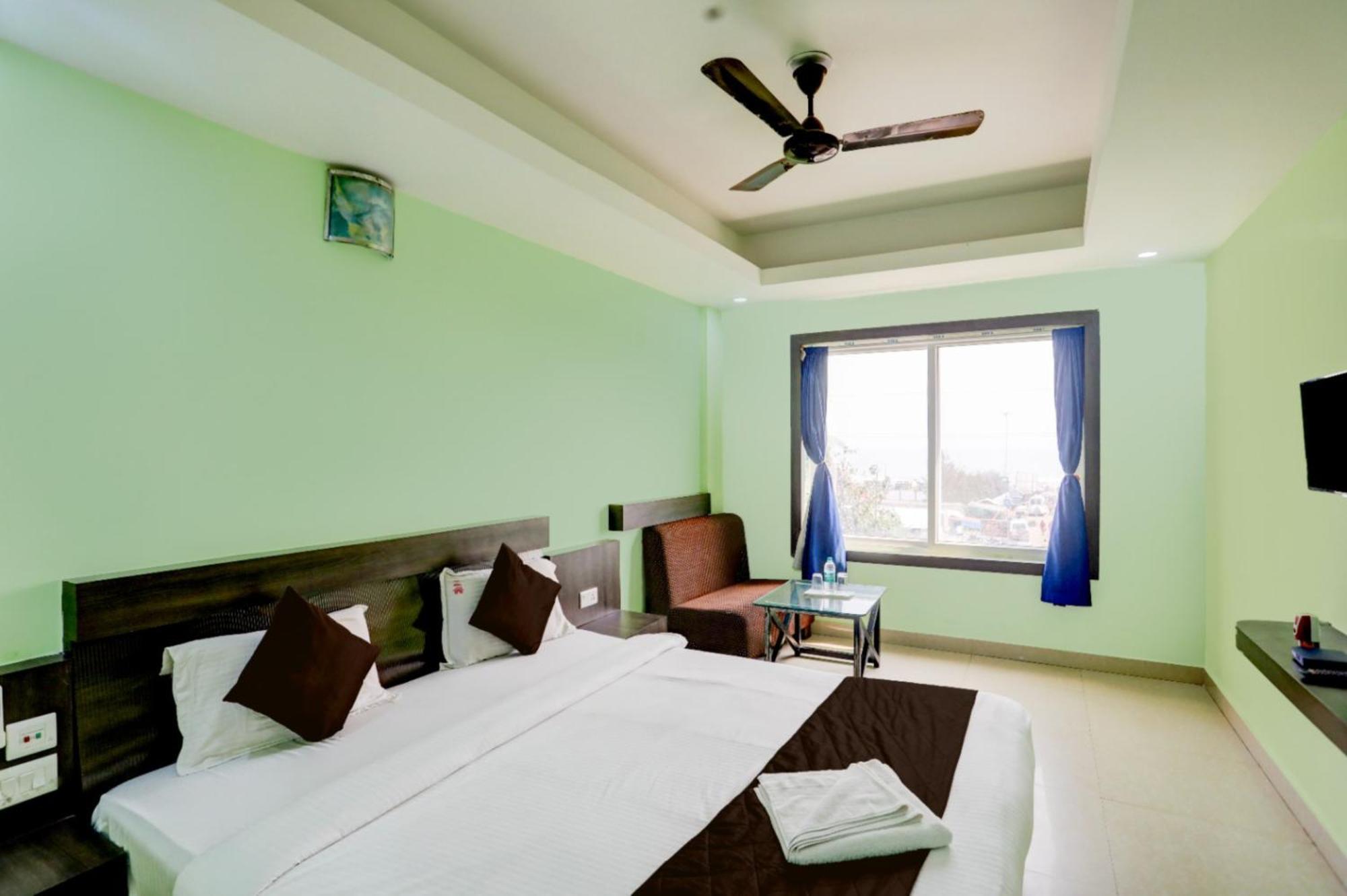 Deep Ganga Inn Near Sea Beach By Morservices Puri Exterior photo